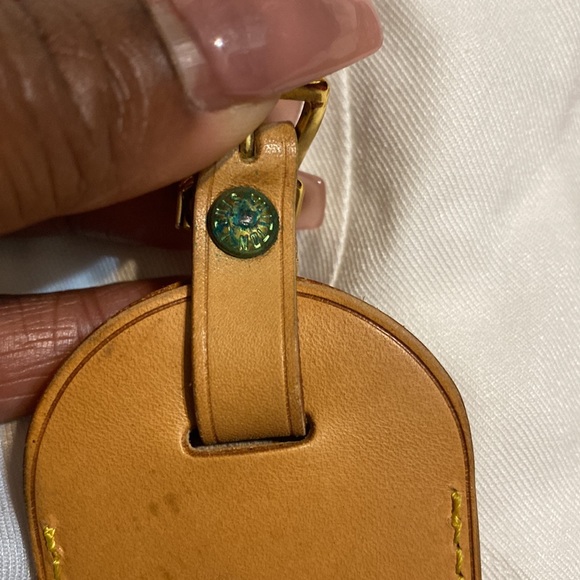 Authentic LOUIS VUITTON NAME TAG AND POIGNET SET - Picture 7 of 8